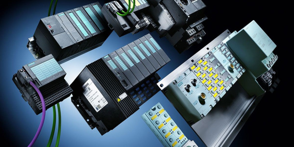 Migracja systemów PLC i aparatury sterowniczej poprzednich generacji na aktualne